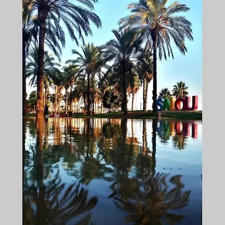 Renovado En Zona Residencial A Pasos Del Mar